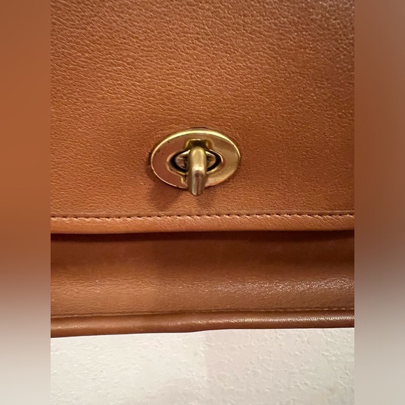 Coach Vintage Bag - Picture 5 of 17